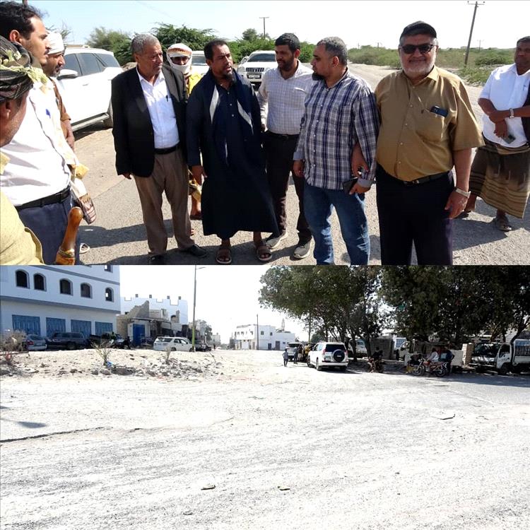 بتنفيذ المقاول الخضيري.. تسليم موقع مشروع إعادة تأهيل طريق "جعار – الحصن – باتيس" الاستراتيجي بطول 15 كم في أبين
