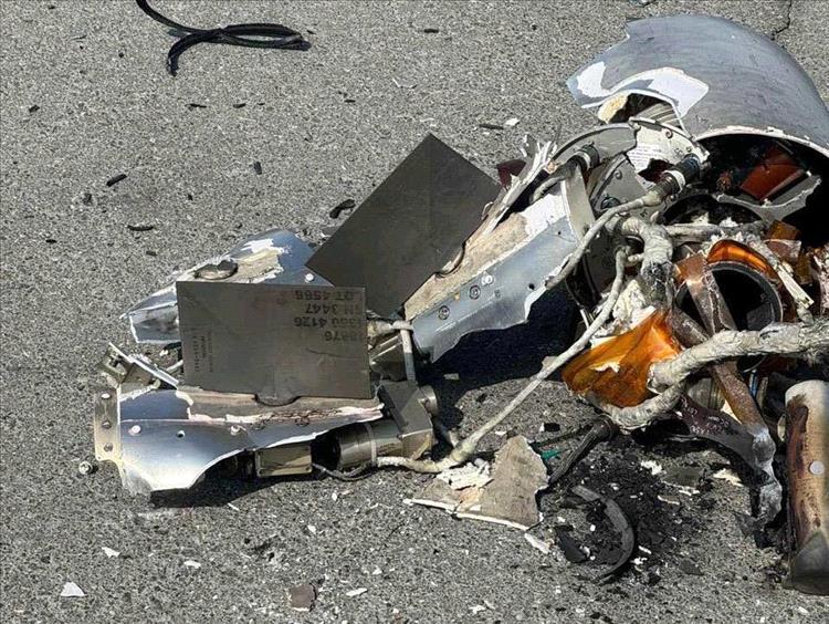 اعتراض صواريخ في أبوظبي الدفاع الإماراتية تنشر صورًا للشظايا 