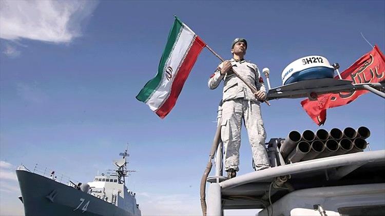 تصعيد عسكري يهدد بإغلاق مضيق هرمز وسط تطورات متسارعة في طهران 