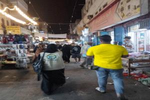 صندوق النظافة عدن يواصل برنامجه التوعوي البيئي الرمضاني