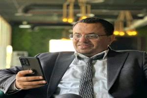 هزاع البيل: «بقايا عبثية» تربك المشهد في عدن عقب تراجع المجلس الانتقالي الجنوبي