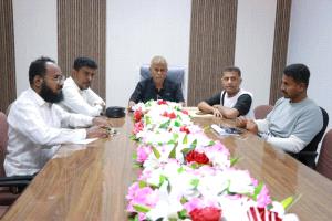 مدير عام الشحر يوجه بمنع إشعال النيران في المساييل ويشدد على اتخاذ الإجراءات الرادعة حيال المخالفين