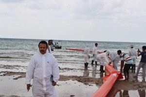 برنامج وطني لحماية سواحل عدن.. انطلاق تدريبات ميدانية واسعة لمواجهة التلوث النفطي