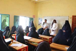 وكيل محافظة المهرة لشؤون التربية يدشن جهاز محو الامية وتعليم الكبار