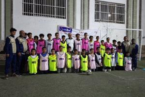 تواصل منافسات البطولة الرمضانية بمدرسة الشعب في تعز