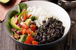 الفاصوليا السوداء.. كنز للطاقة رغم مشكلات الهضم