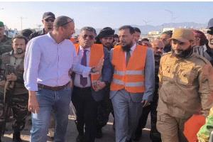 المحافظ عبدالرحمن شيخ يدشّن حملة نظافة واسعة في العاصمة المؤقتة عدن بمشاركة مدراء المديريات وصندوق النظافة