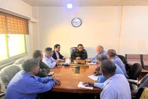 رئيس مصلحة الهجرة والجوازات والجنسية يتفقد سير العمل في فرع المصلحة بعدن