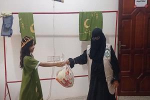 لحج.. جمعية نساء المحلة تضيء شموع التكافل ببرامج رمضانية نوعية