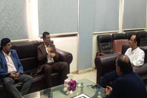مدير عام صحة عدن يناقش مع مدير عام الخدمات الطبية بوزارة الصحة ترتيبات أفتتاح مستشفى الأورام بعدن