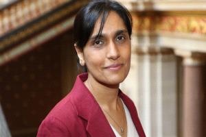 بريطانيا تؤكد دعمها للحكومة اليمنية الجديدة لتعزيز الأمن والاستقرار