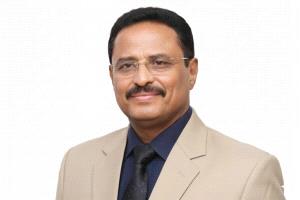 صالح الجبواني يحذر: استمرار عسكرة التشكيلات الأيديولوجية قد يدفع اليمن إلى نفق خطير