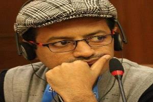 الانفصال الأحادي للجنوب “مستحيل قانونياً”.. صحافي يحدد طريق الحسم عبر التفاوض واستعادة الدولة