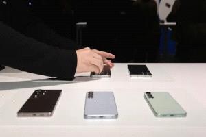 صور مُسربة تكشف ألوان وتصميم طرازات سلسلة Galaxy S26