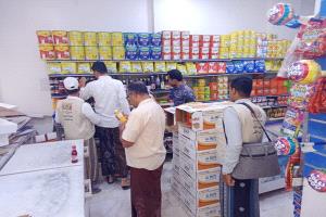 بتوجيهات مدير عام تريم… تدشين حملة رقابية شاملة على المحلات التجارية لضبط المواد المنتهية الصلاحية والأسعار