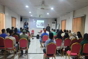 مستشفى عبود العسكري ينظم محاضرة حول آلية التعامل مع الإصابات الجماعية