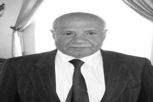 وزير النقل يعزي في وفاة الشخصية الوطنية البارزة المناضل عبدالقوي محمد رشاد الشعبي