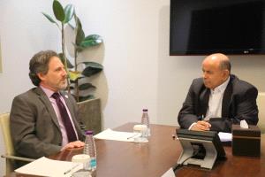 عضو مجلس القيادة محافظ حضرموت يبحث مع المعهد الديمقراطي الوطني  (NDI) جهود تعزيز مسارات التنمية وبناء القدرات