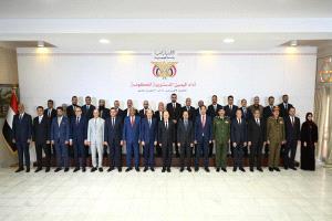 وكيل في وزارة الإعلام: القسم الدستوري يفرض على الوزراء تنقية حساباتهم وخطابهم من أي تجاوز للوطن