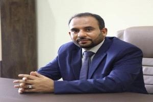 القطيبي يعلّق على أزمة السيولة: احتجاز النقد وتفاهمات الصرافين وراء اضطراب سوق الصرف