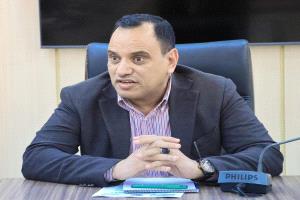 الصحفي أنيس منصور: الوزير السقطري رفض رفع صورة الرئيس العليمي خلال اجتماع موسع بديوان وزارة الزراعة في العاصمة المؤقتة عدن