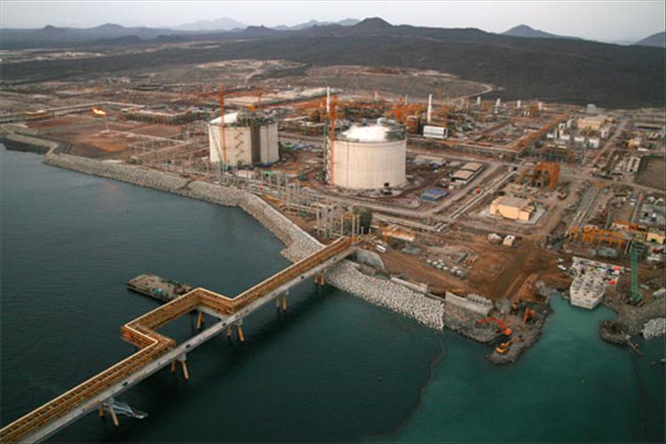 تصريح رسمي ينفي ادعاءات حول ميناء بالحاف