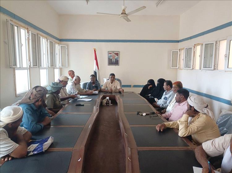 الأجعش يرأس اجتماعًا لمناقشة الاستعداد للفصل الدراسي الثاني للعام 2025–2026