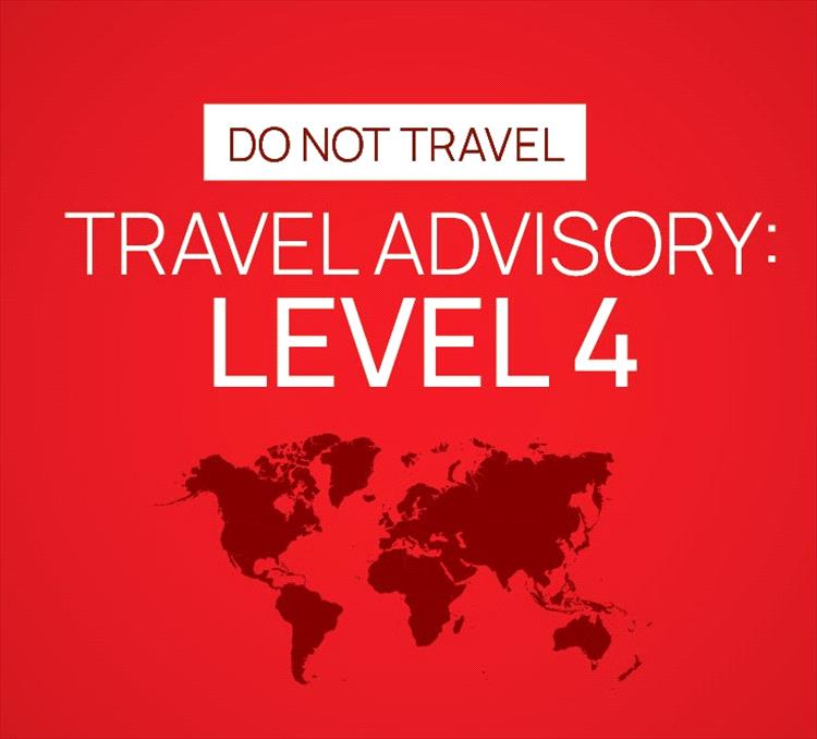 الخارجية الأمريكية تحذر من السفر إلى سقطرى وتؤكد إغلاق الرحلات الجوية 