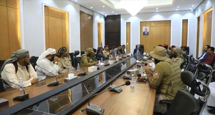 محافظ حضرموت يشيد بجهود الأجهزة العسكرية والأمنية في حفظ الأمن والاستقرار