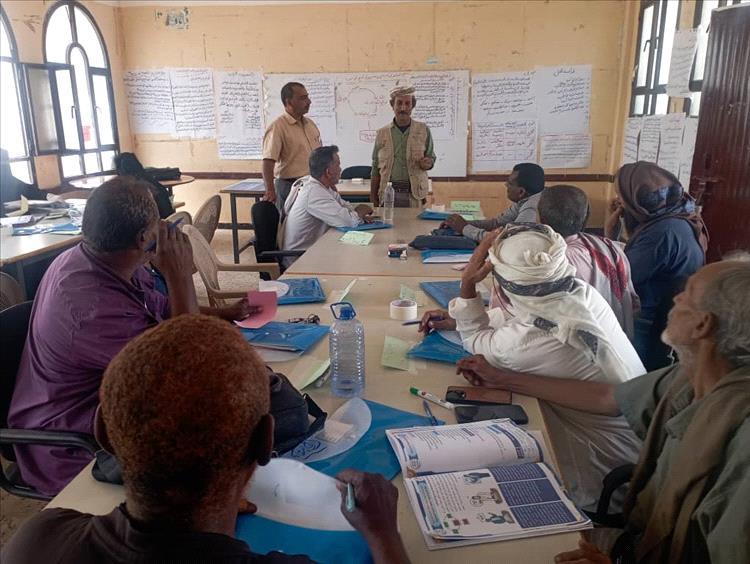 تدشين برنامج تدريبي نوعي لفرق التطوير المدرسي بمديرية تبن بدعم اليونيسيف والبنك الدولي