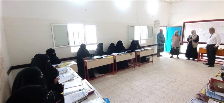 لحج.. زيارة ميدانية للتعليم بـ(اليونيسف) وتدشين ورشة تطوير مدرسي بلبوزة