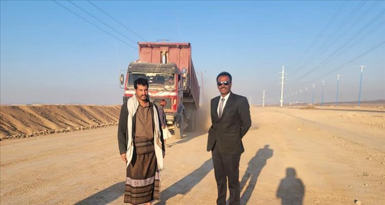 مدير عام الأشغال العامة في شبوة يتفقد سير أعمال توسعة المدخلين الغربي والشرقي لمدينة عتق