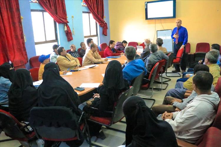 نيابة رئاسة الجامعة لشؤون الطلبة بجامعة تعز تعزز كفاءة كوادرها بورشة قيادية متخصصة في التوجهات الحديثة في القيادة والإدارة الإبداعية