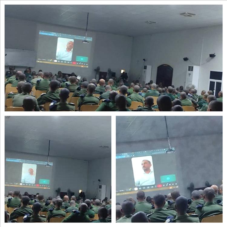 كلية الشرطة حضرموت تدشّن المحاضرات الأكاديمية عبر تقنية الاتصال المرئي لطلاب المستوى الثالث (القسم العام)