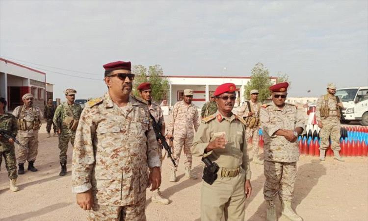 أركان المنطقة العسكرية الثانية يتفقد لواء الريان وشعبة الهندسة العسكرية ويشيد بجاهزيتهما