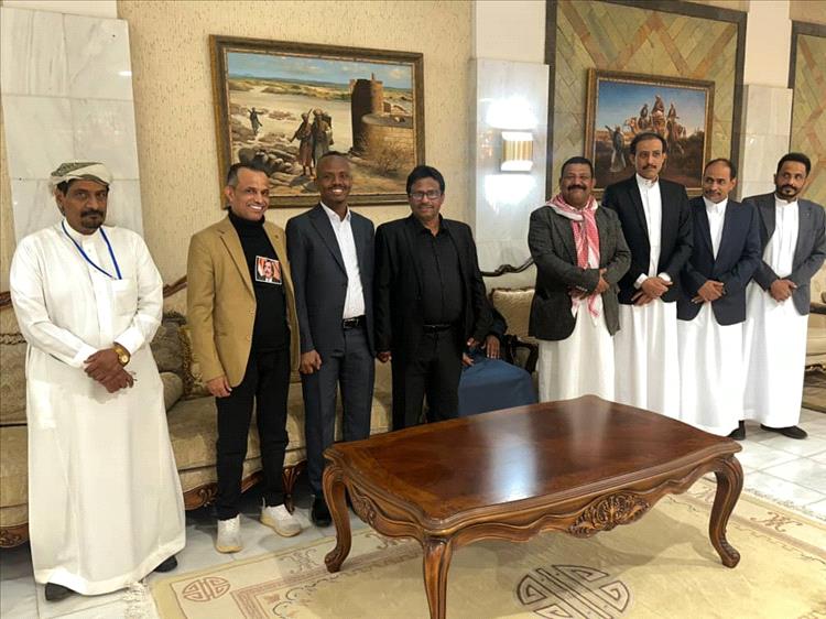 د. العمودي يقدّم تعازي حلف قبائل حضرموت في وفاة المناضل الكبير علي سالم البيض