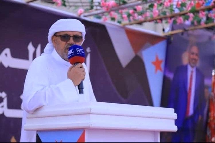 الشيخ عبدالله بن عيسى عفرار: لا شراكة حقيقية دون إعادة المناطق المستقطعة إلى المهرة 