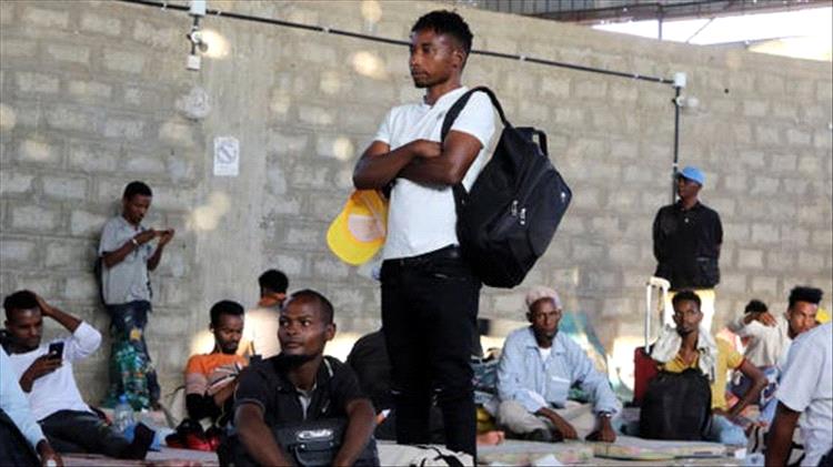 وصول 170 مهاجراً أفريقياً إلى شبوة بقارب تهريب