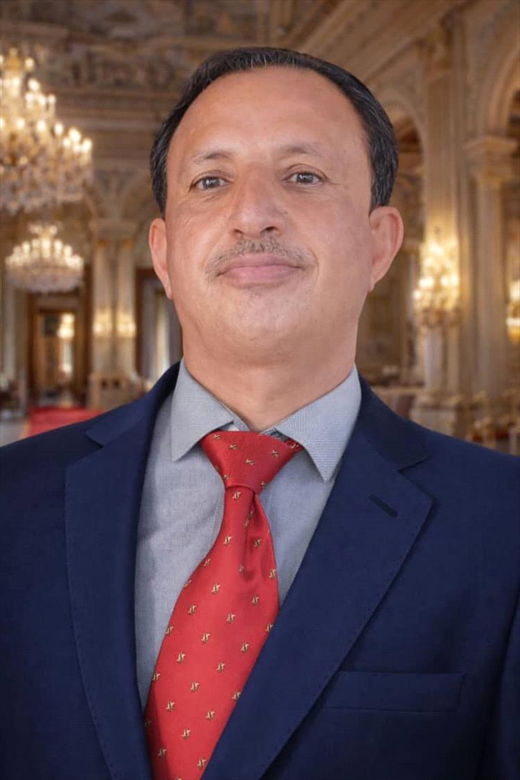 مدير الصحة بأحور يوجه مناشدة الى رئيس مؤسسة الناصر للتنمية العميد ناصر عبدربه