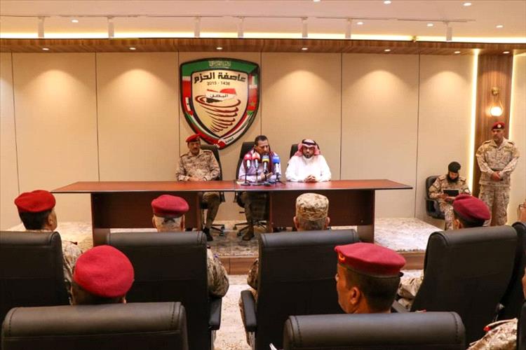 اجتماع مشترك يناقش تنسيق الجهود لاستكمال إخراج المعسكرات من عدن