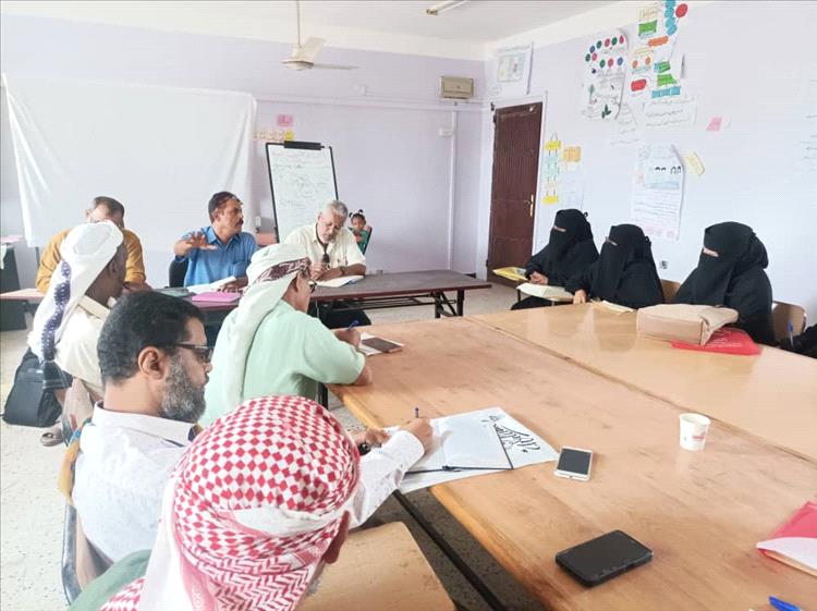 ​مدير توجيه تربية لحج يترأس الاجتماع الدوري لتوجيه تبن لمناقشة خطة الفصل الدراسي الثاني