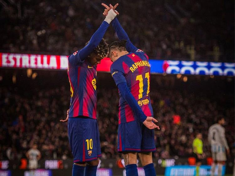 برشلونة يستعيد الصدارة بفوزه على ريال أوفييدو بثلاثية نظيفة 