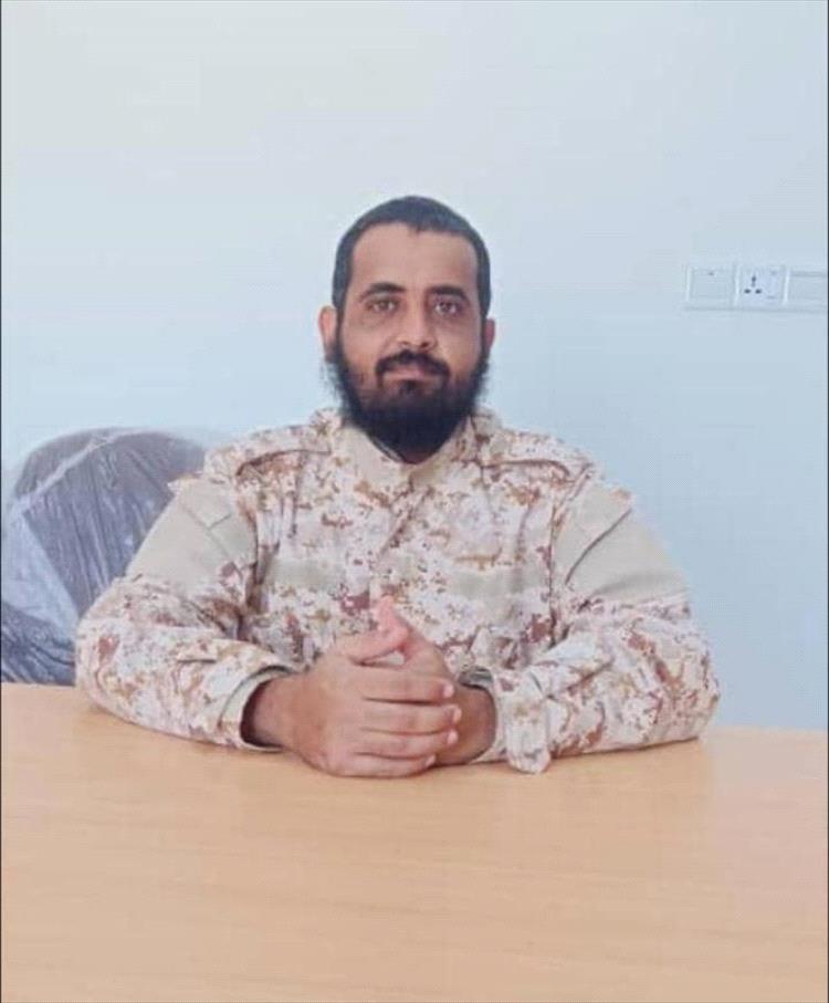 القائد يحيى الكلدي يعزي بوفاة قائد اللوا ء31 عمالقة ويشيد بمسيرته النضالية