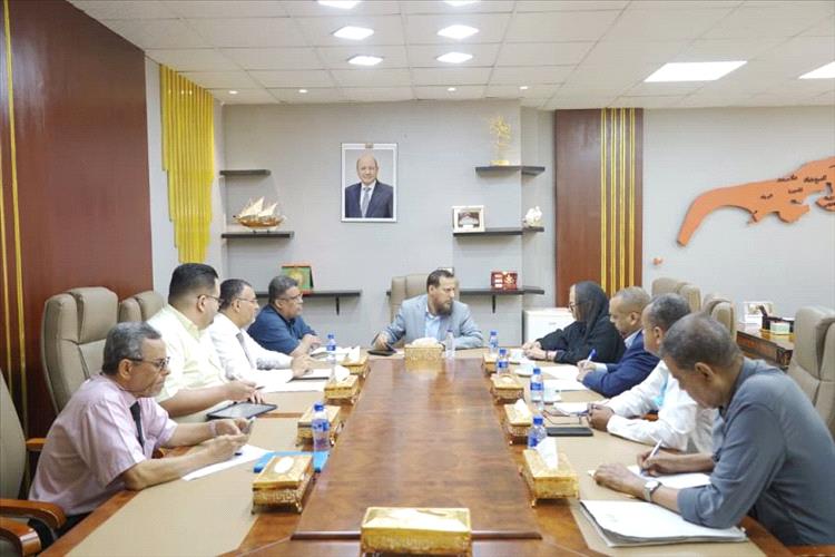وزير الدولة محافظ عدن يبحث مع مكتب اليونيسيف دعم القطاعات المرتبطة بالطفولة