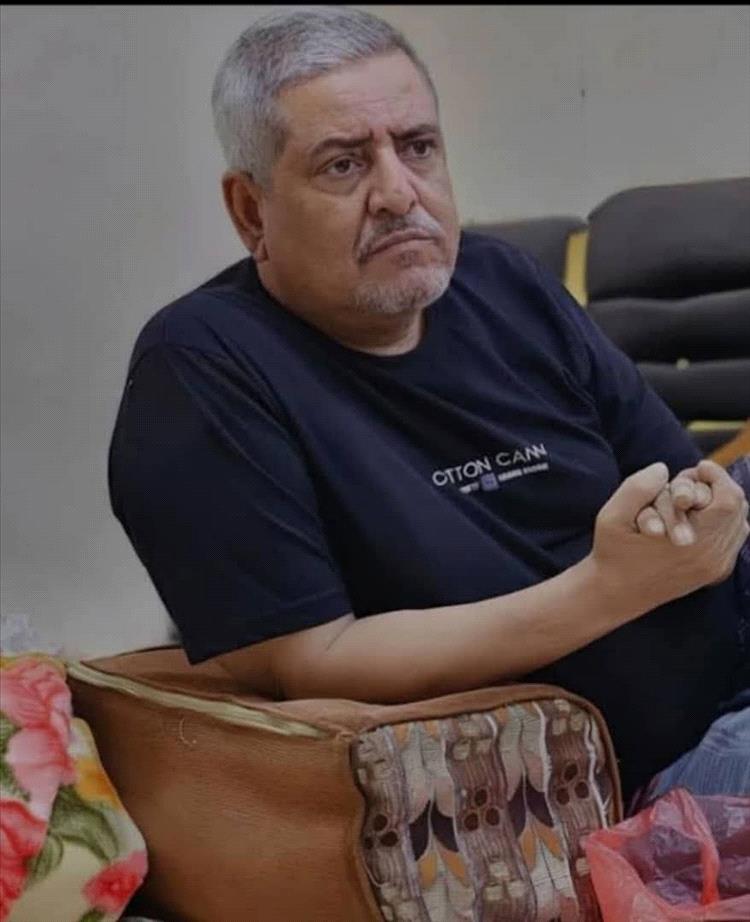 العميد أحمد علي الدماني يُعزّي مدير أمن أبين في وفاة شقيقه