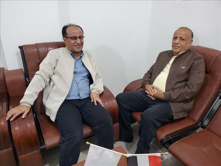 فاضل يلتقي رئيس فرع اتحاد البلياردو والسنوكر بتعز