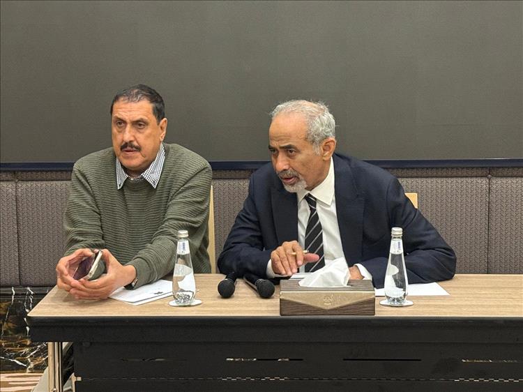 عضو مجلس القيادة الرئاسي الفريق  الصبيحي يناقش الأوضاع الأمنية في عدن وتعزيز مكافحة المخدرات والتطرف
