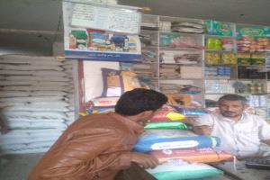 مكتب الصناعة والتجارة لودر ينفذ نزول على التجار لتفقد  المخزون والأسعار