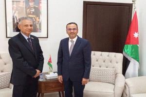 السفير فقيرة يبحث مع مسؤول أردني سبل تعزيز العلاقات الثنائية بين البلدين