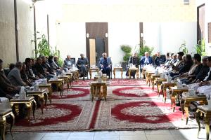 الرياض: عضو مجلس القيادة الرئاسي الدكتور عبدالله العليمي يستقبل عددًا من القيادات الجنوبية